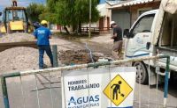 Viedma: Aguas Rionegrinas repara cañería en la zona sur de la ciudad
