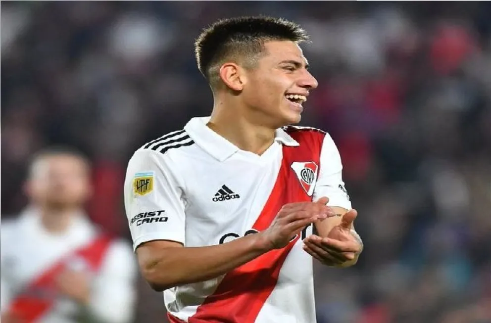 Demichelis apostaría por el “diablito”  Echeverri desde el arranque para la final ante Central