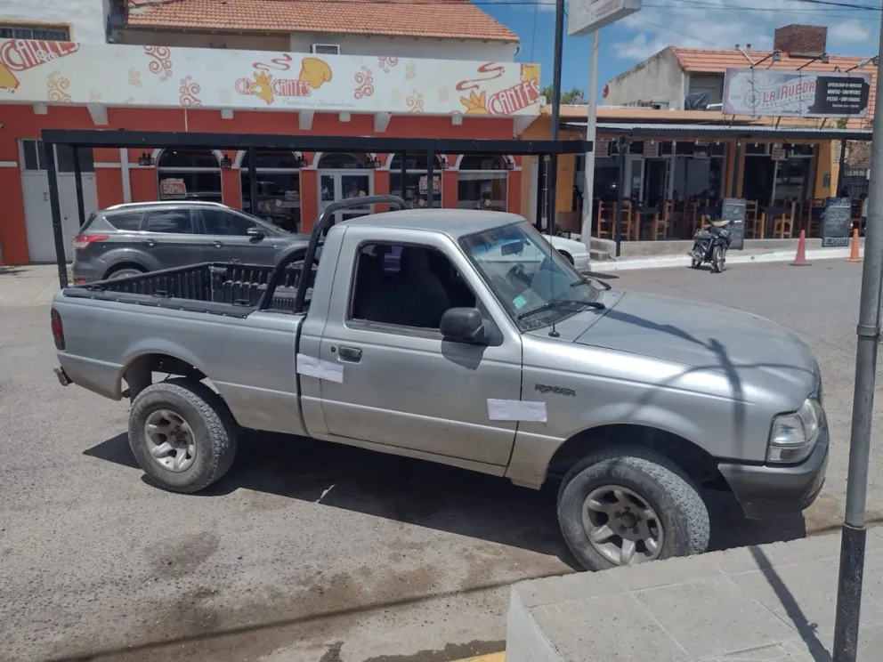 Luego de un arduo trabajo de investigación se logró recuperar una camioneta robada 