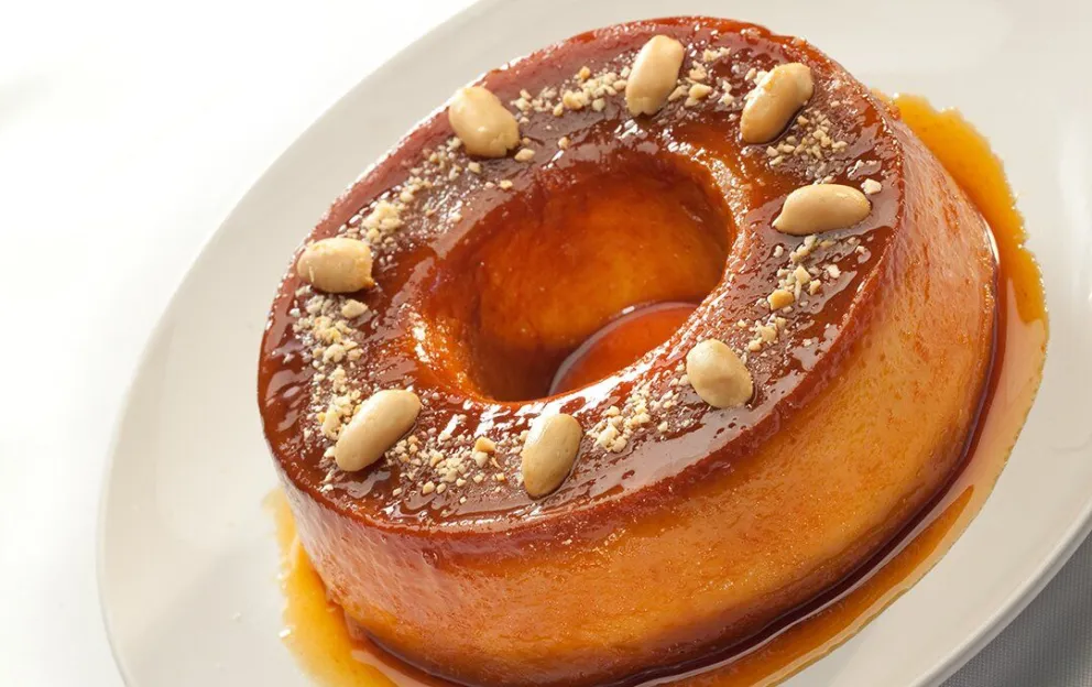 Un postre original y delicioso: flan de turrón de maní