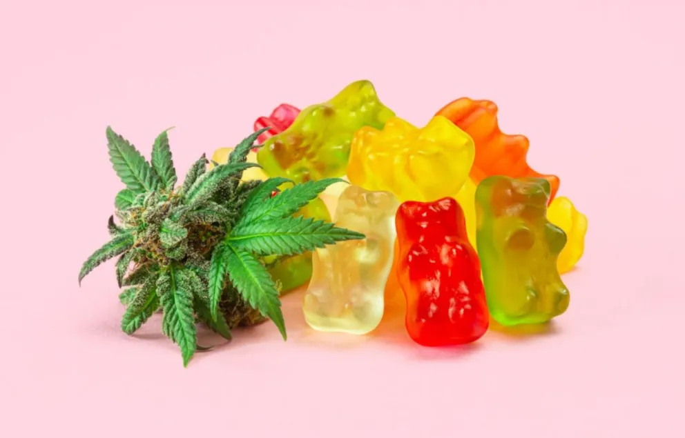 Tres jovenes fueron detenidos por vender gomitas de marihuana