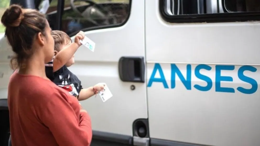 Oficializaron las subas de montos destinados a la Tarjeta Alimentar: cuánto se cobra en enero