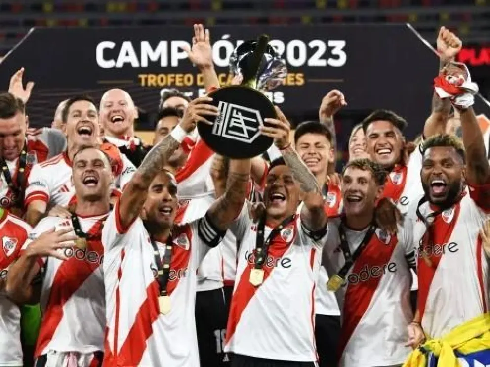 River campeón frente a Rosario Central: se quedó con el Trofeo de Campeones 