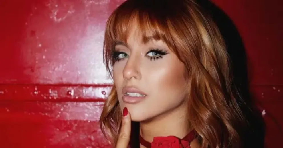 Escándalo: Foto comprometedora de Flor Vigna 