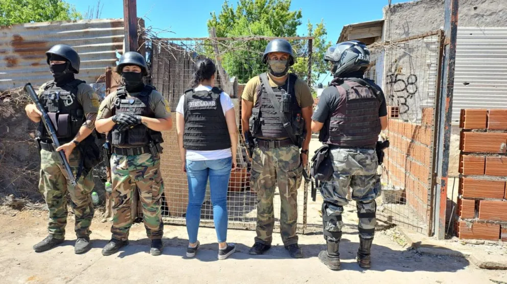 Secuestraron más de 3 millones de pesos en la casa de un transa del barrio Lavalle