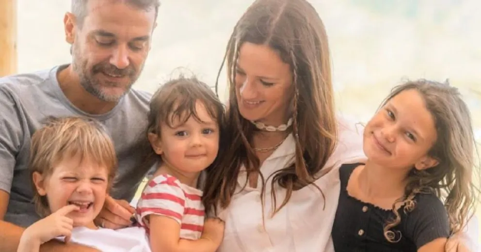 Pelea aérea: los hijos de Paula Chaves y Pedro Alfonso protagonizan revuelo en el avión a Córdoba