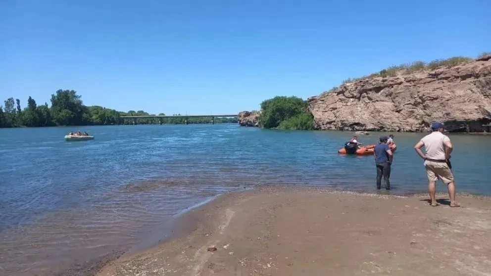 Familiares confirman que encontraron el cuerpo del hombre ahogado en el Río Negro