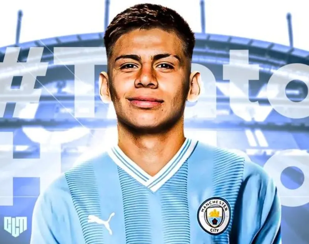 En Inglaterra aseguran que Claudio Echeverri será nuevo jugador del Manchester City