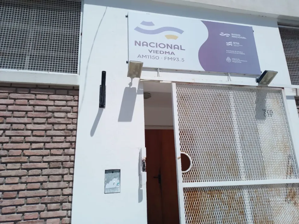 Ingresaron a la planta transmisora de Radio Nacional y se llevaron una millonaria cifra en cables