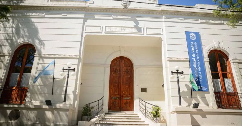 Los bienes aportados para cancelar deudas deben ser de utilidad para la comuna.