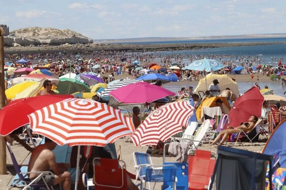 Referente de Las Grutas dijo que este año "hay un turismo gasolero"