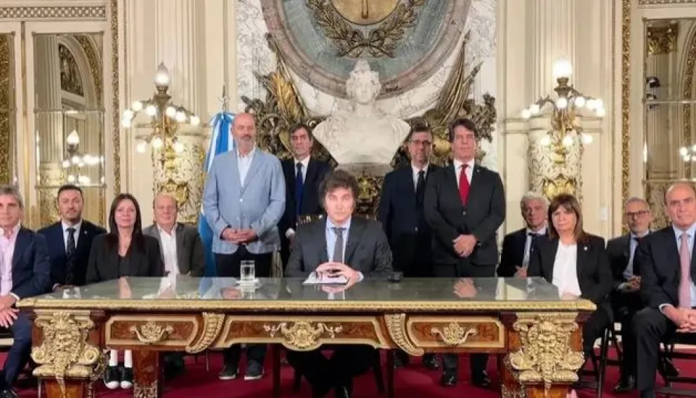 Intendentes de todo el país presentan recurso contra el DNU de Milei