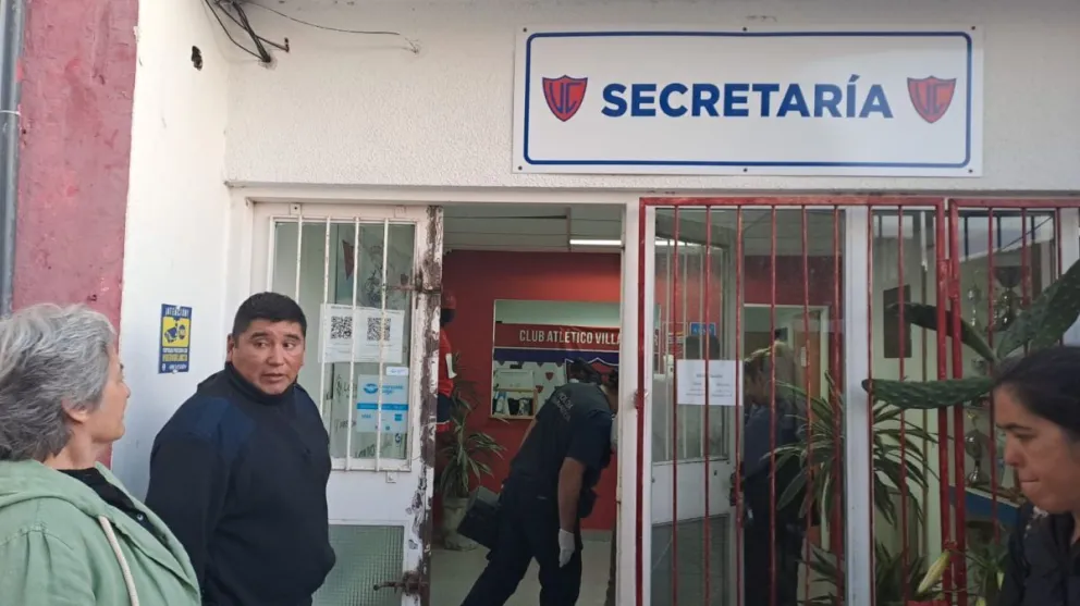 "La persona que robó en el club entró y salió con total impunidad", dijo Darío Cárdenas