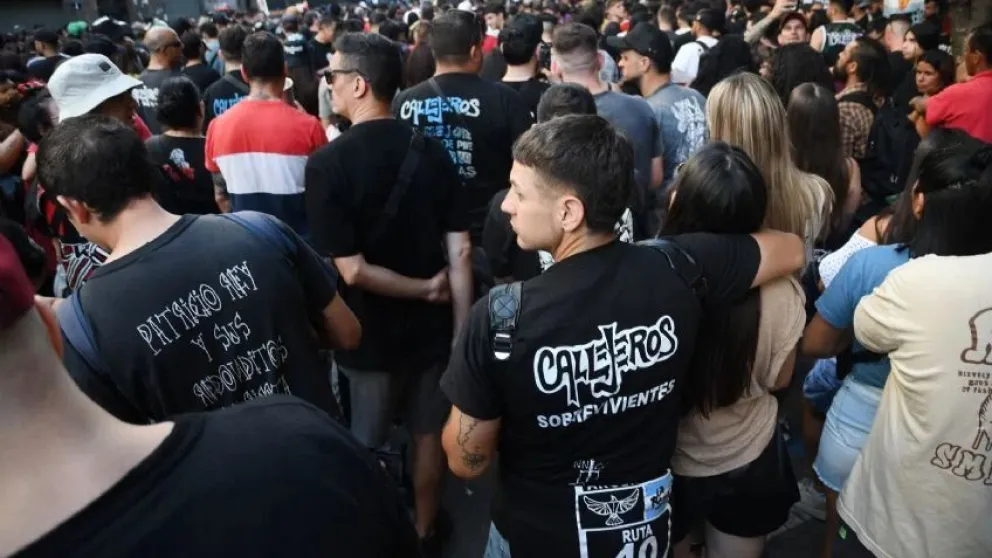 En el homenaje a las víctimas de Cromañon cantó Pato Fontanet con su banda 