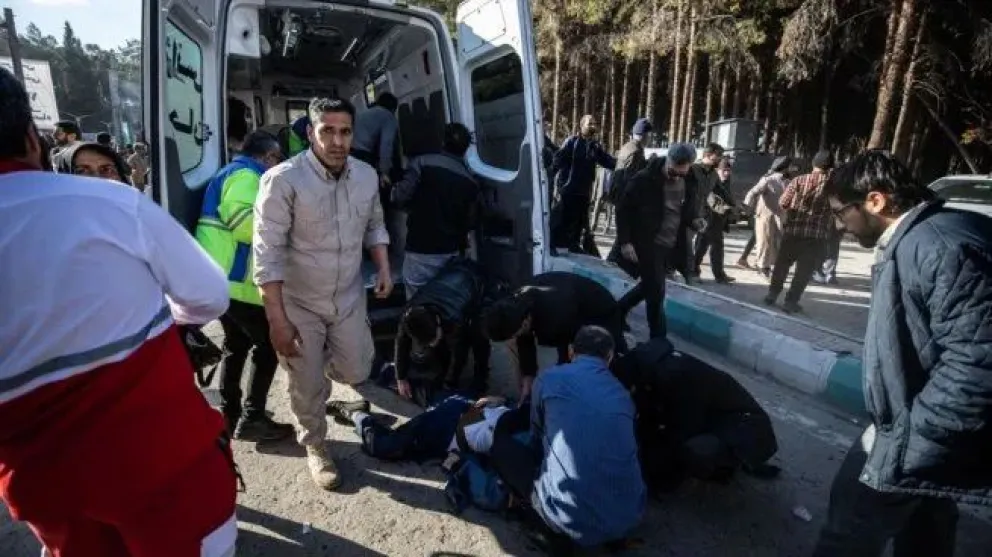 Ataque terrorista en Irán: murieron más de 100 personas en una doble explosión