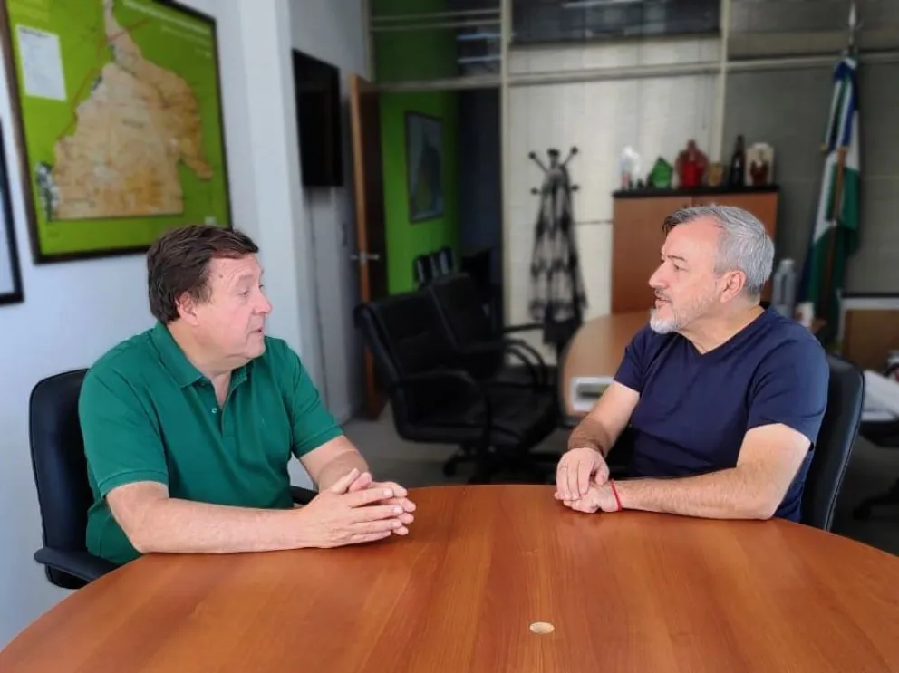 Weretilneck y Aguiar manifiestan su rechazo al DNU presidencial y la Ley Ómnibus