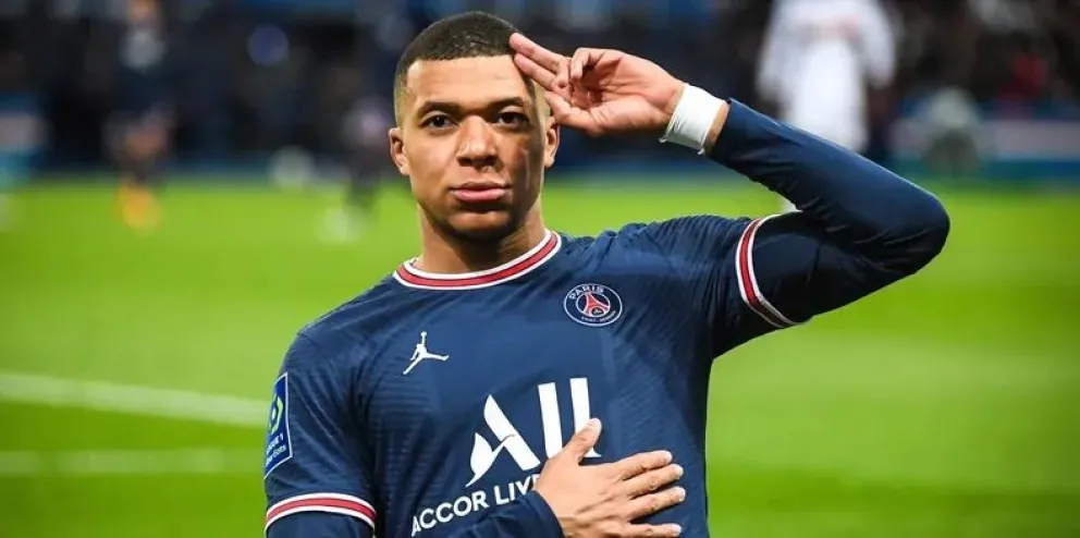 ¿Lejos del Real Madrid?: Mbappé tendría decidido  su futuro 