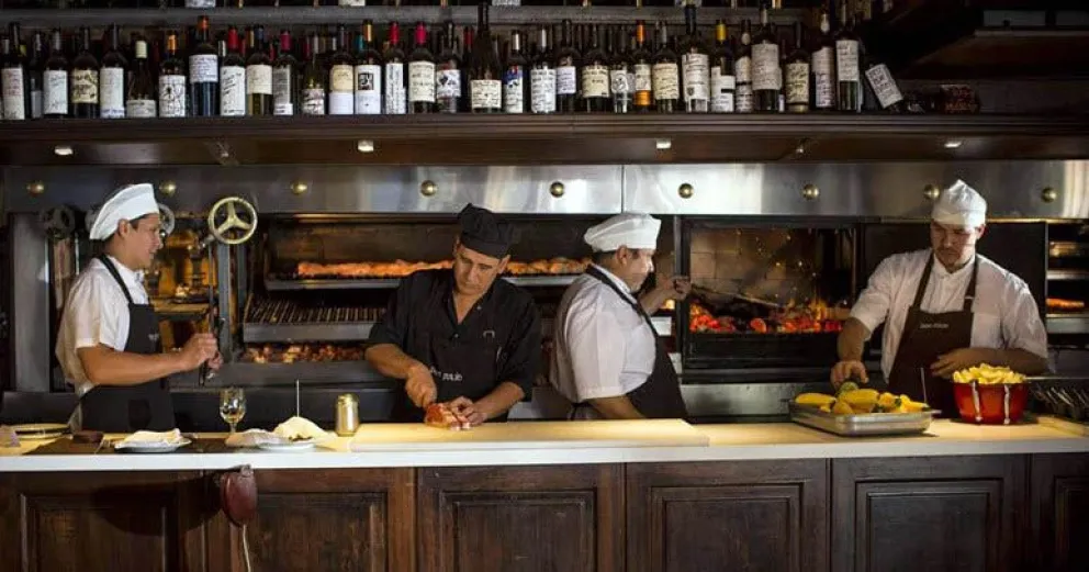 Don Julio, la parrilla más reconocida del país, fue tendencia por sus precios
