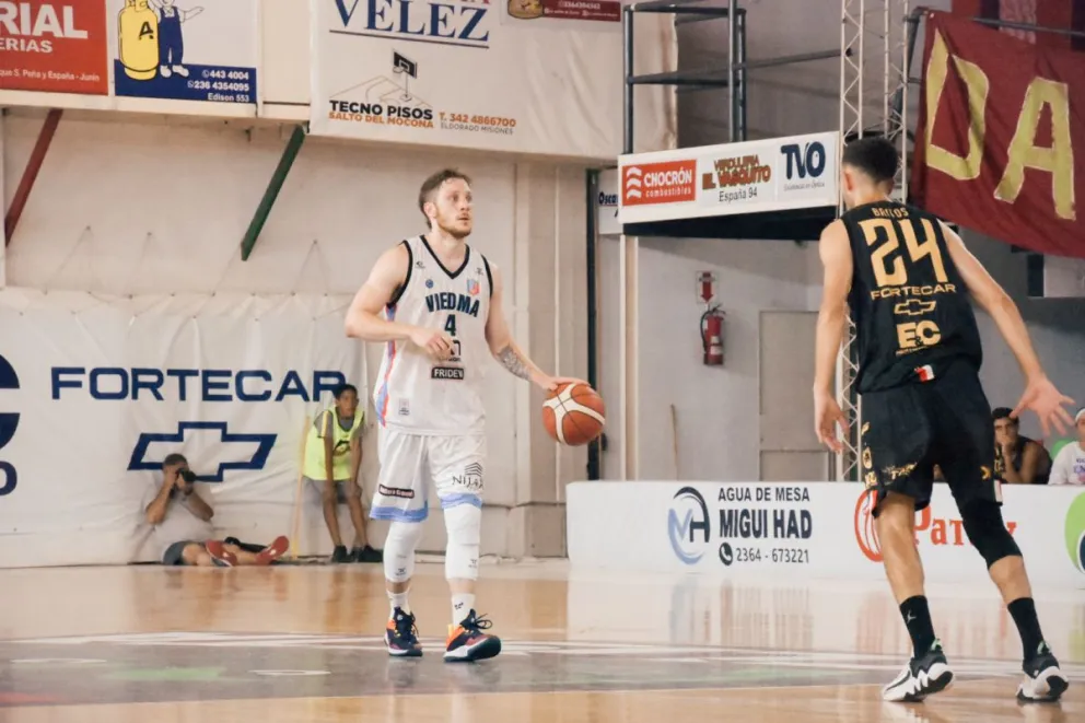 No pudo cerrar con puntaje perfecto la gira: derrota del Deportivo Viedma en Junín