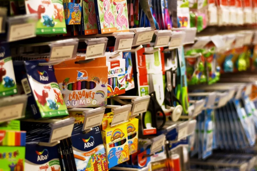 Aumento descontrolado: la canasta escolar se disparará en febrero