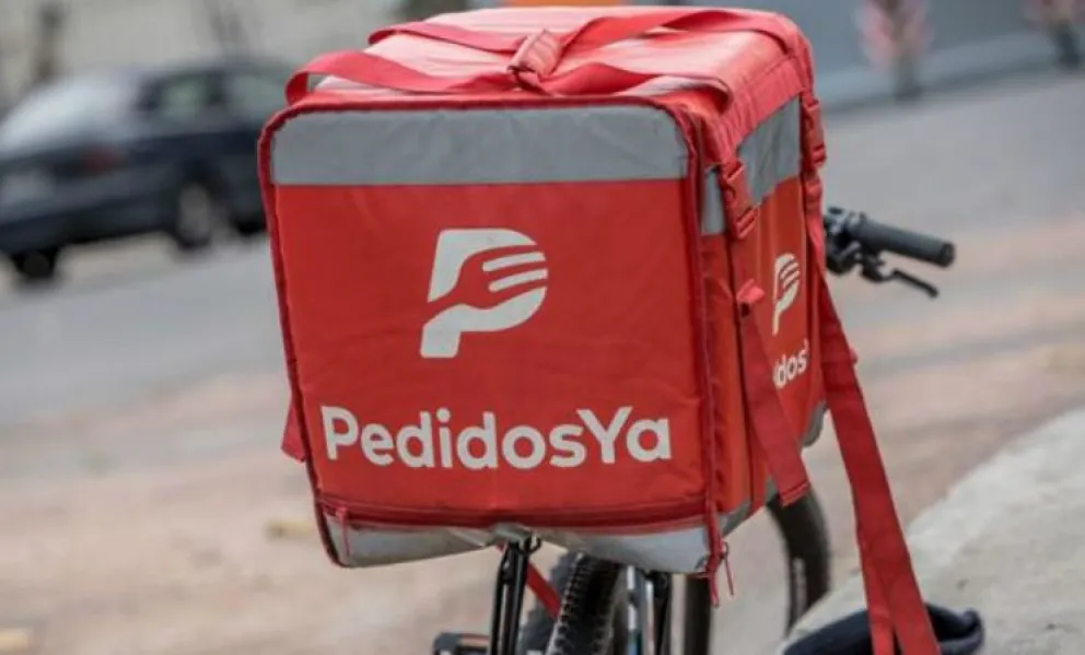 Un delivery escrachó a una mujer que quiso robarle