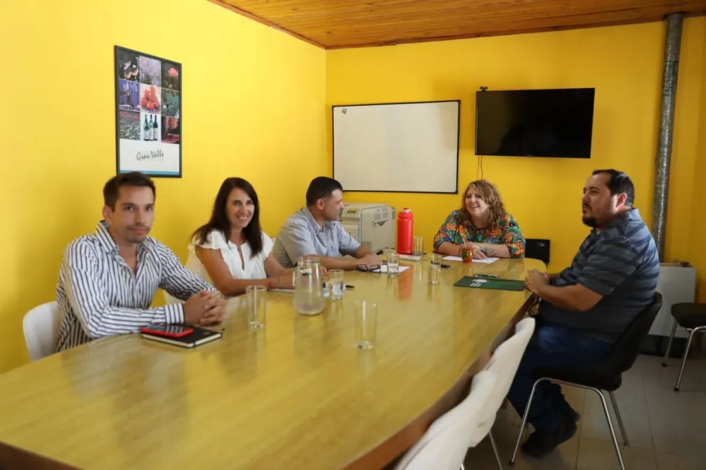 El Gobierno volvió a realizar una nueva propuesta salarial a los gremios