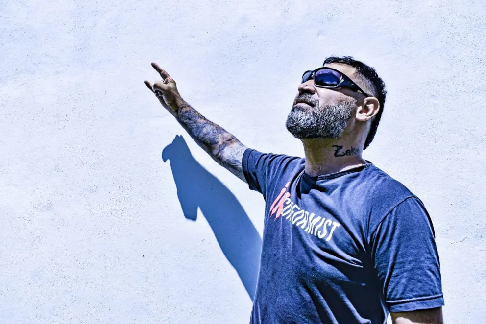 Víctor Zacaría la voz del rock y metal en la Comarca 