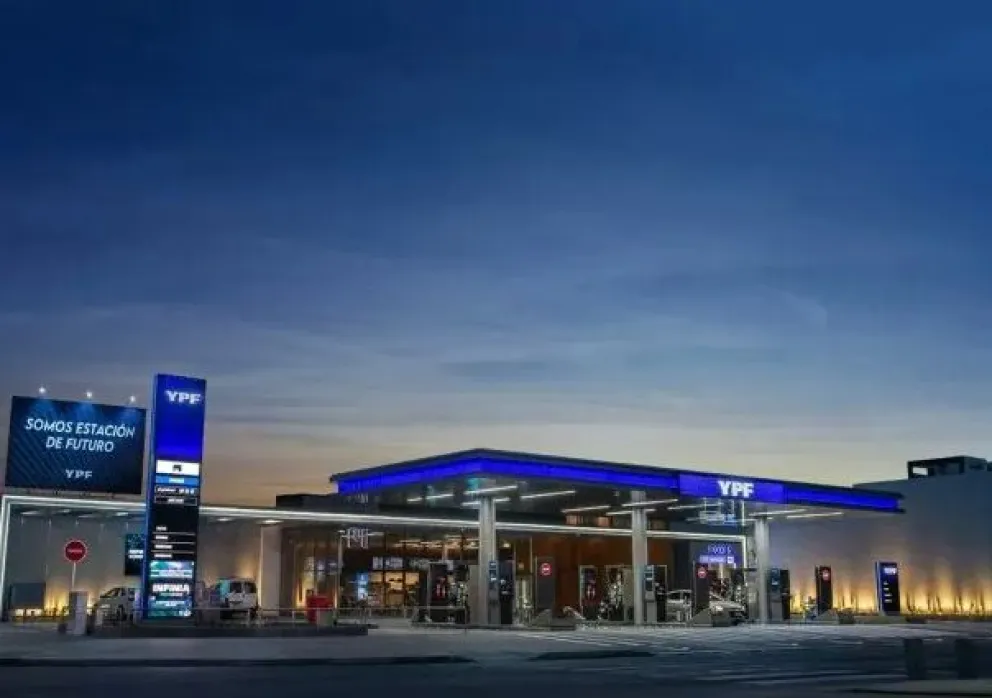 Gobierno retira a YPF de lista de privatizaciones para obtener apoyo en el Congreso