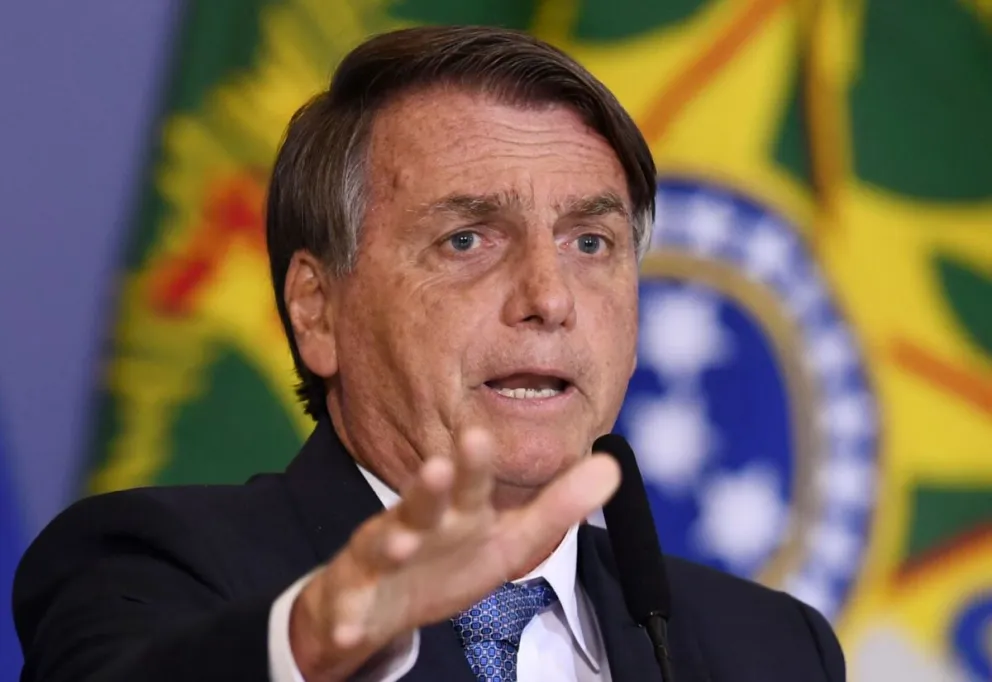 Bolsonaro falsificó su certificado de vacunación contra el COVID-19 