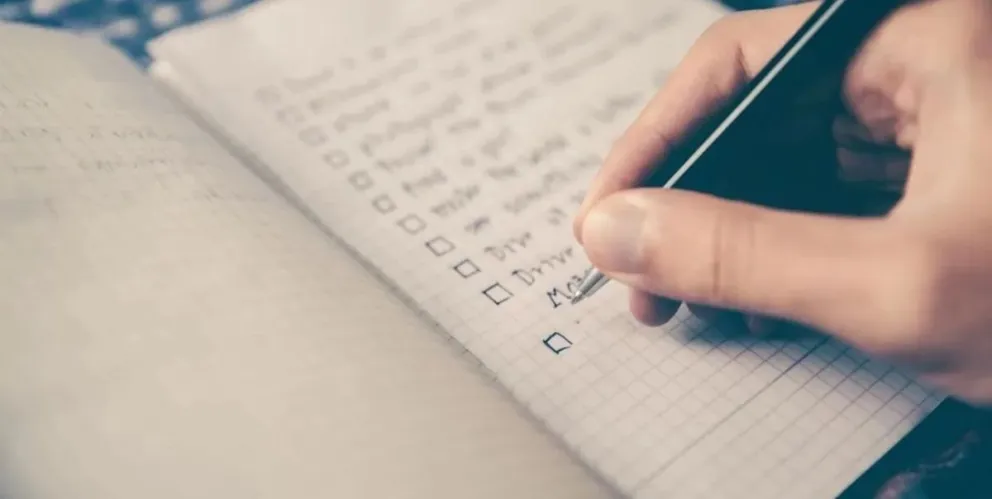 Convierte tus sueños en realidad: Guía astrológica para el éxito laboral en 2024