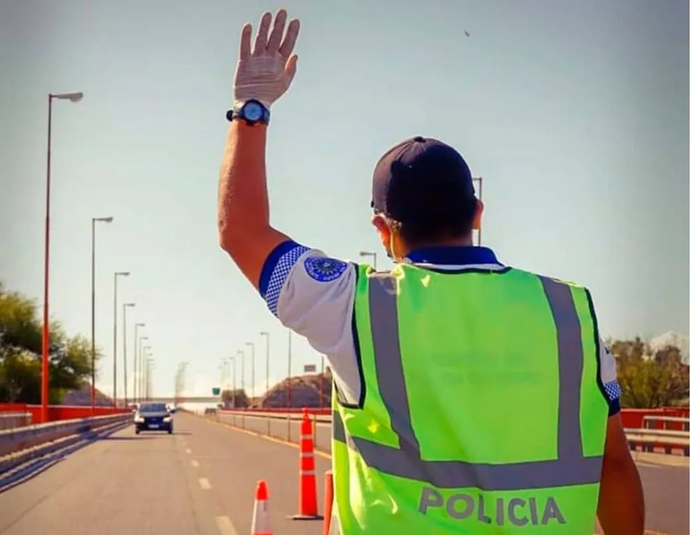  “No me quemés”: un bahiense detenido por licencia de conducir trucha