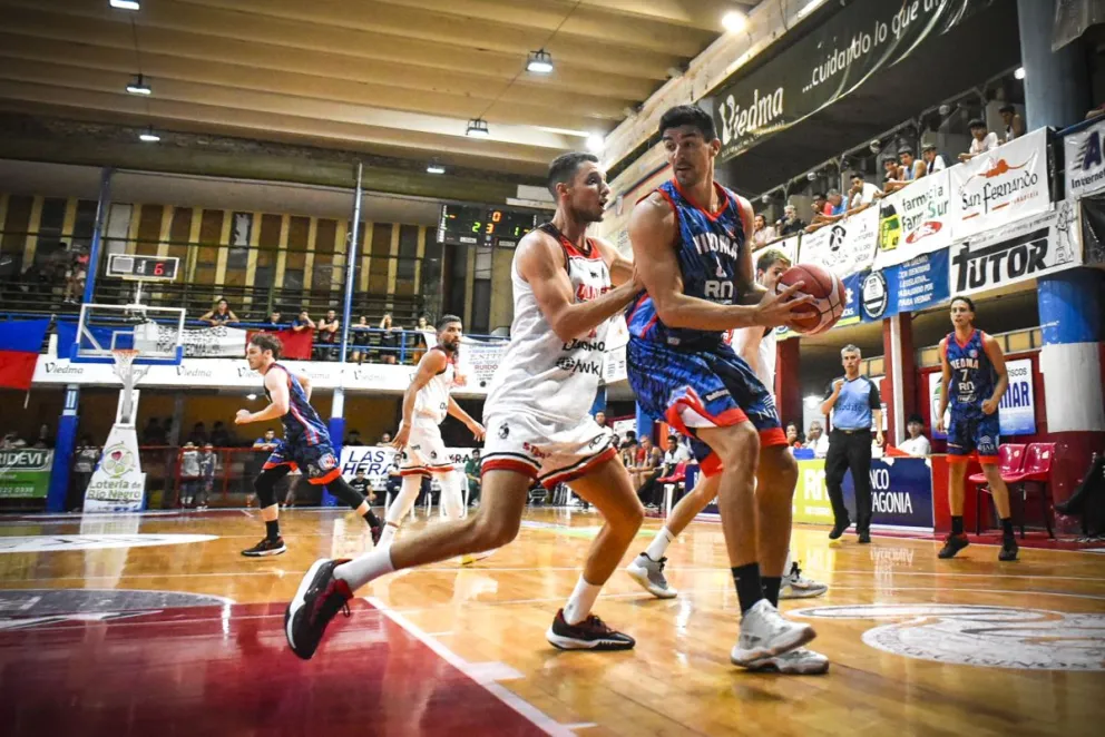 Partido de alto nivel en la Liga Argentina. Foto archivo. 