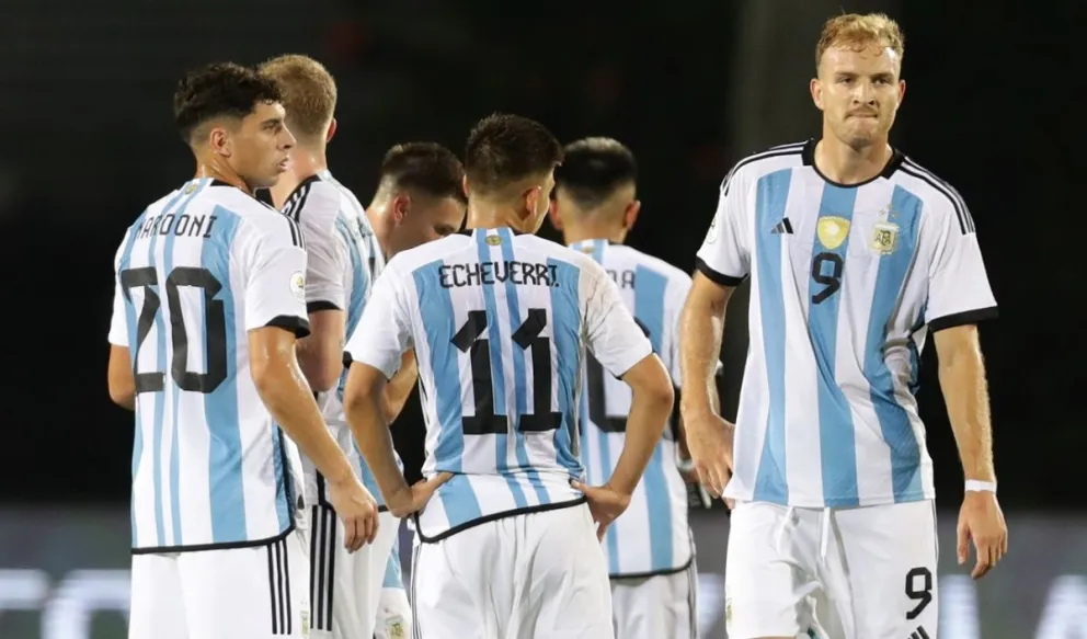 La Selección argentina Sub 23 se enfrenta a Perú por el Preolímpico: hora y TV 