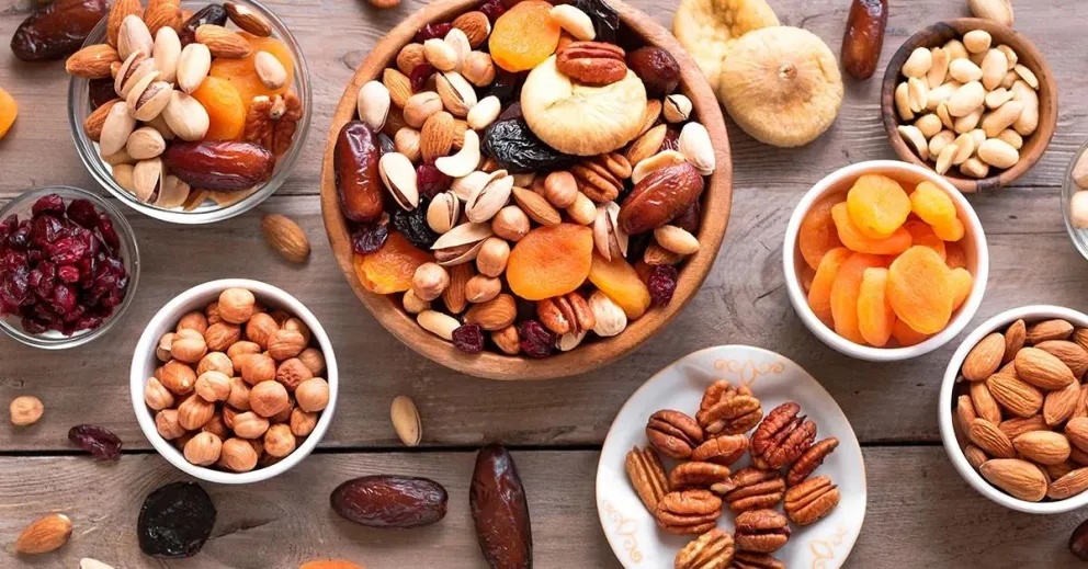 ¿Cuál es?: conoce el fruto seco recomendado por Harvard para fortalecer los huesos