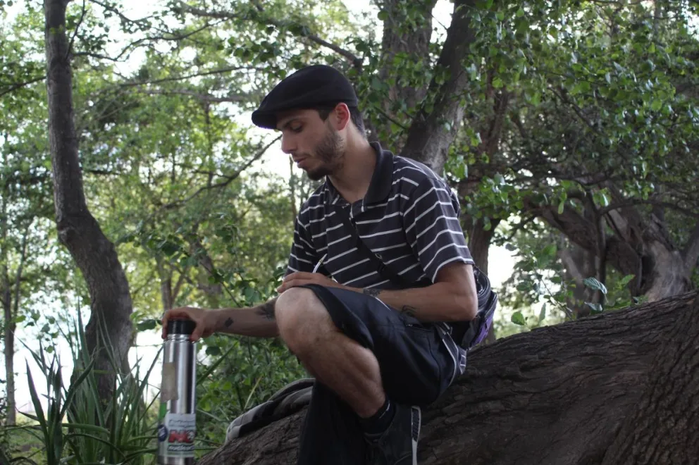 Un artista de la Comarca nominado en tres categorías de los premios Gardel