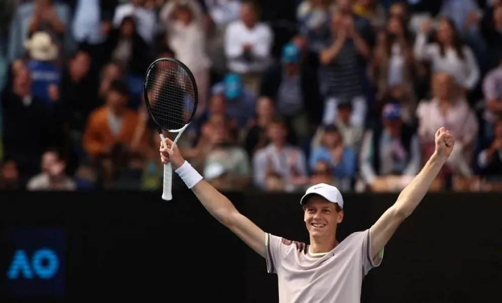 Djokovic cayó ante el italiano Sinner en la semifinal del Abierto de Australia 