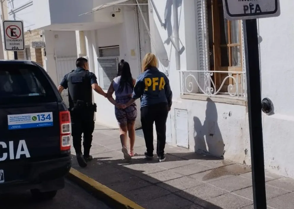 La Federal detuvo a una joven que estaba prófuga de un violento robo