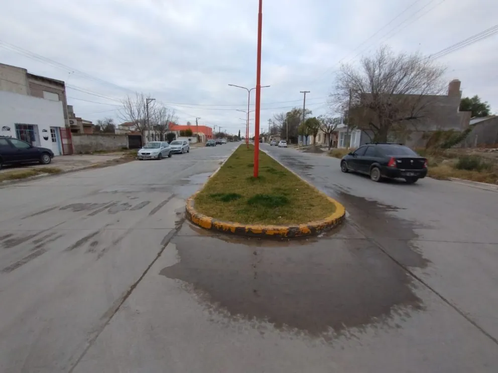 Saltó el paredón de un domicilio, quedó registrado en las cámaras y la Policía lo detuvo 