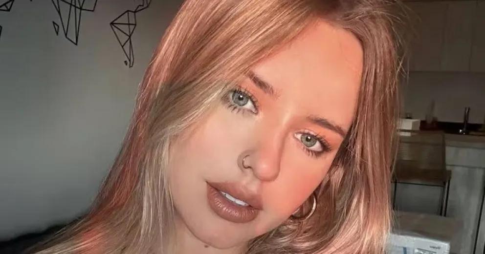 Sensualidad en las redes: Coty Romero revoluciona Instagram con su microbikini