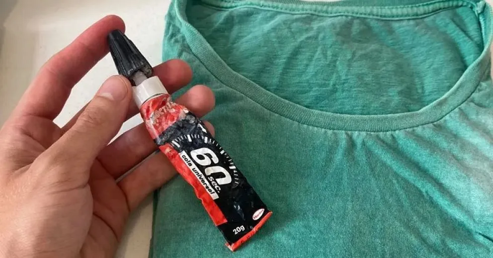 Manchas de pegamento en la ropa: consejos prácticos y efectivos