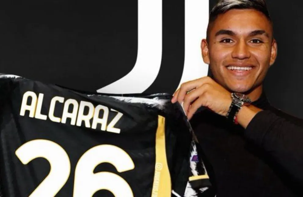 Carlos Alcaraz fue presentado como nuevo jugador de la Juventus