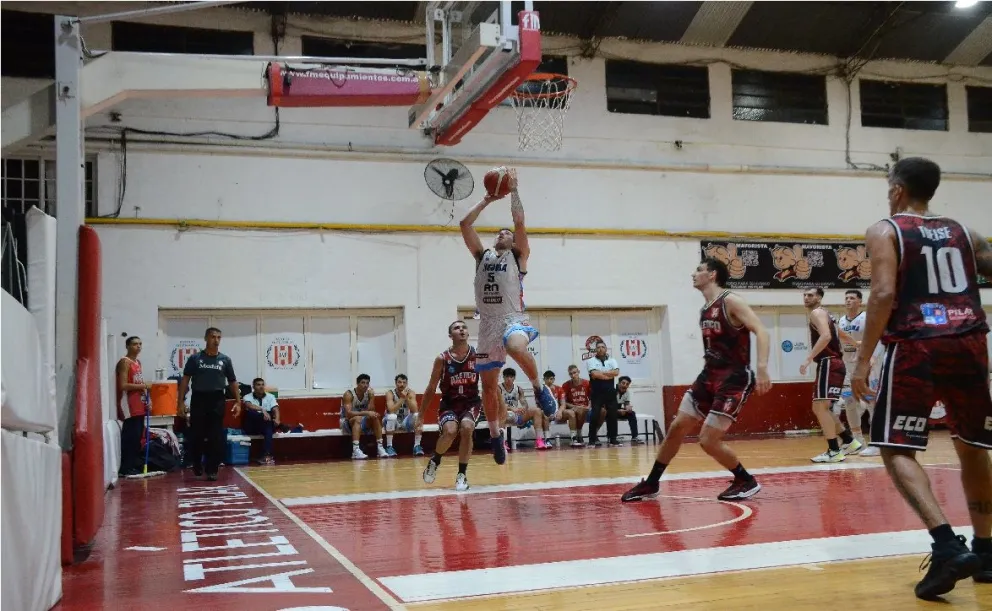 Deportivo Viedma sigue a paso firme y se cargó a Pilar