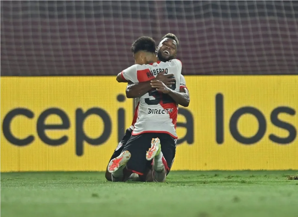 River venció a Barracas y sumó de a tres por primera vez en el torneo