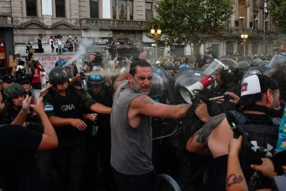 Gobierno denunciará penalmente a manifestantes por disturbios en el Congreso