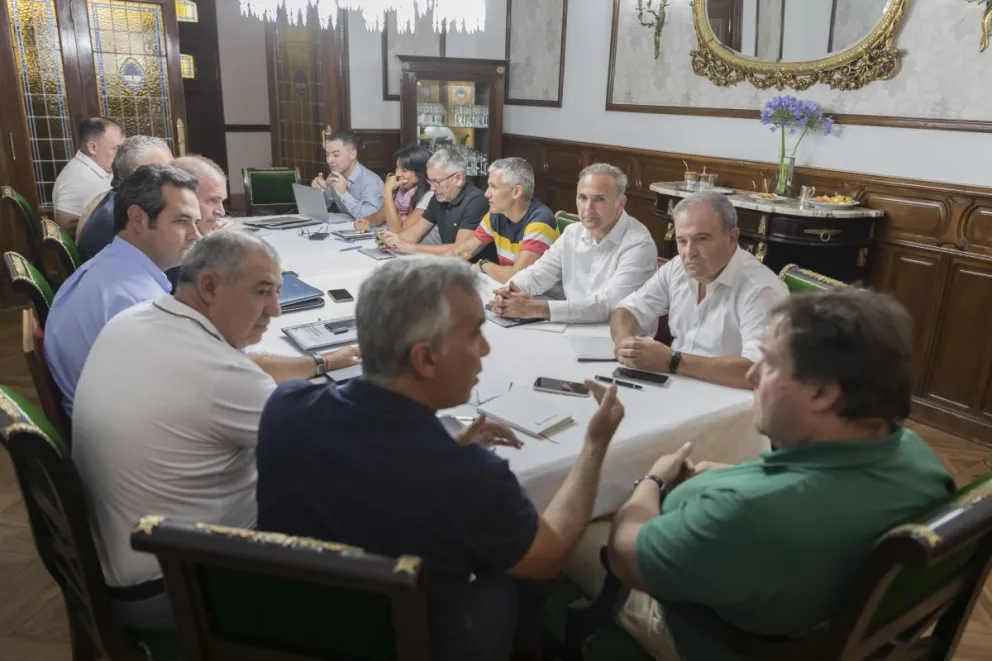 Weretilneck encabezó una reunión de Gabinete con eje en la generación de proyectos estratégicos