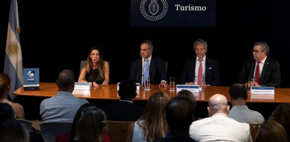 Scioli anunció que el turismo se suma al Programa Cuota Simple