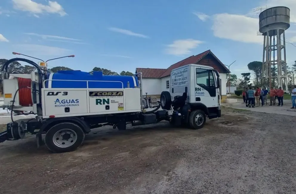 Aguas Rionegrinas presentó su nuevo equipamiento para Viedma 
