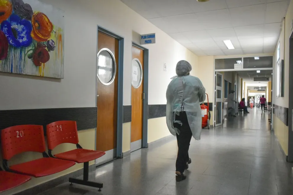 Una insulinodependiente busca trabajo para comprar remedios