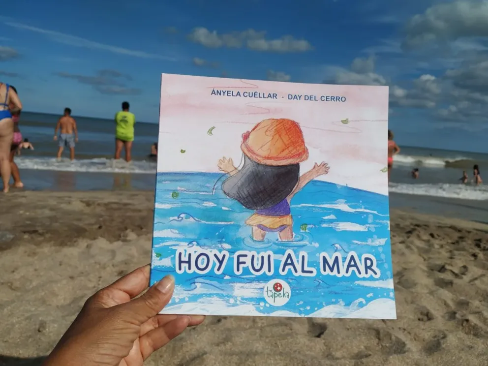 Anyela Cuellar presenta su libro “Hoy fui al Mar”