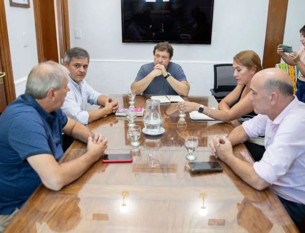 En busca de acuerdos, Weretilneck recibió a legisladores de la UCR